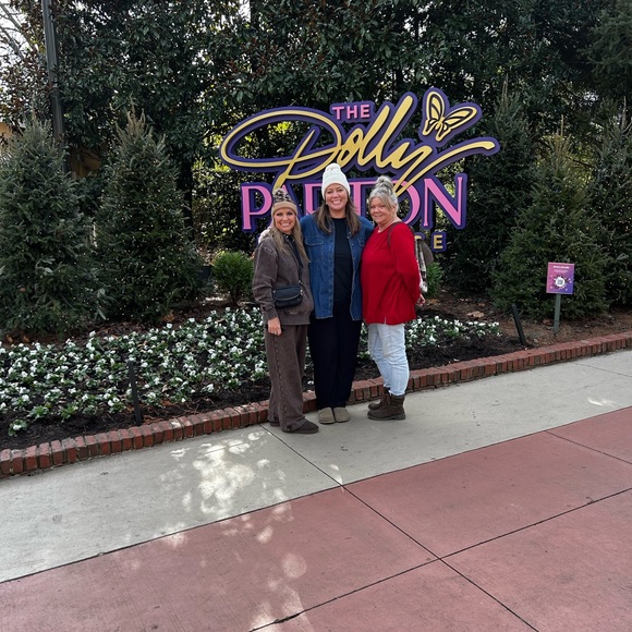 LIVE MONDAY & THURSDAY - GIVEAWAYS EVERY SHOW - Picture 8 of 16